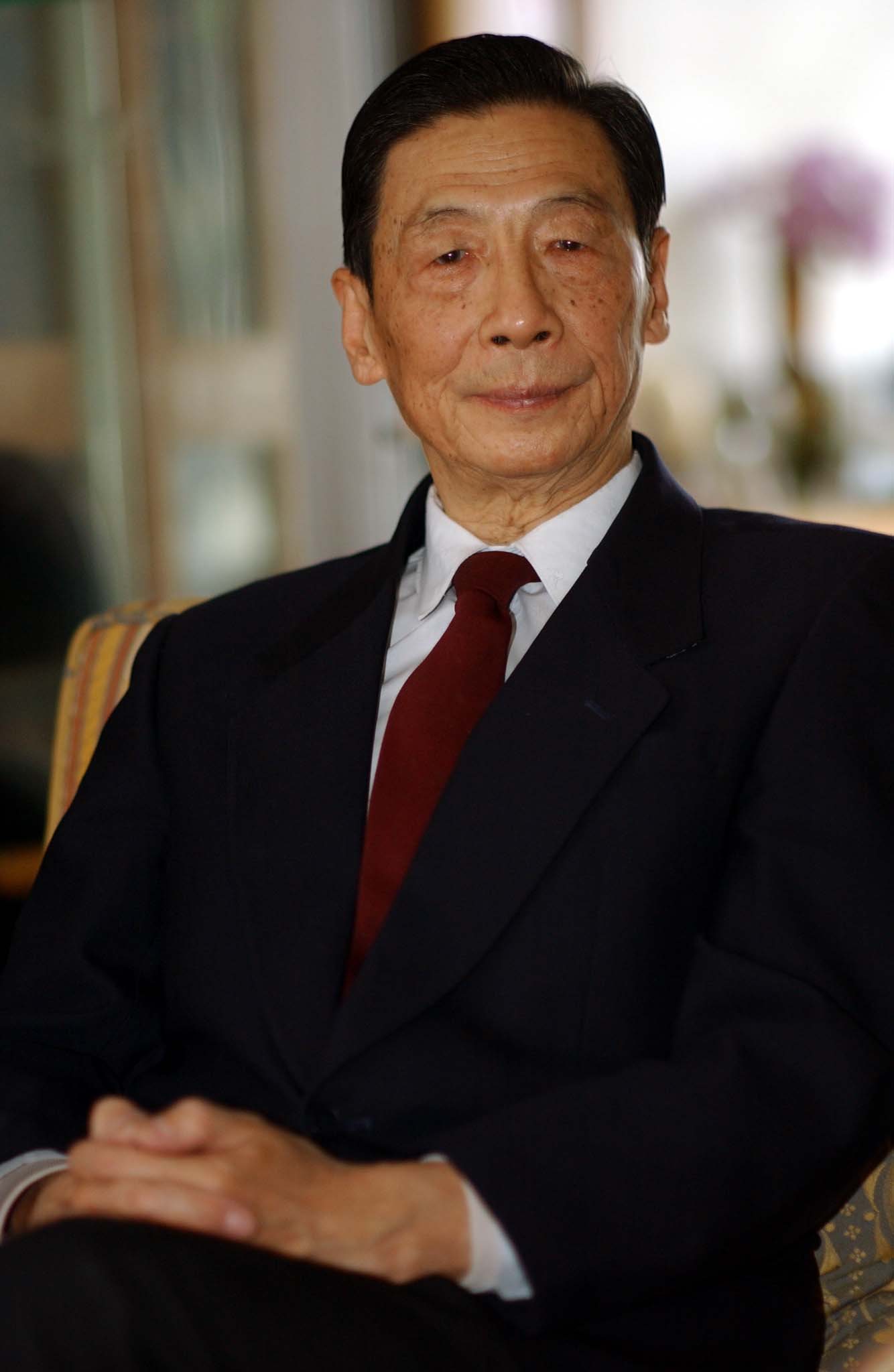 中國(guó)四大經(jīng)濟(jì)學(xué)家之一茅于軾教授于11月26號(hào)在廣州參加經(jīng)濟(jì)論壇