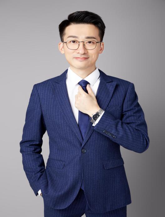 沃倫本尼斯流派領導力+教練式領導力