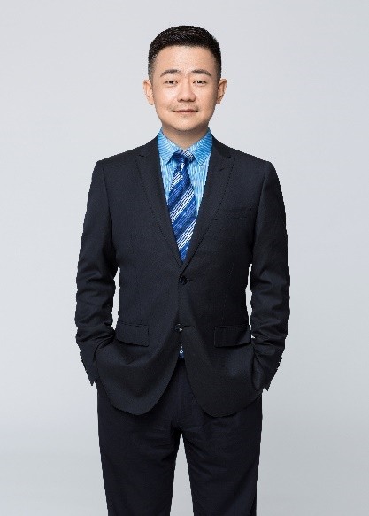領(lǐng)導(dǎo)力提升：從管理者到領(lǐng)導(dǎo)者的成長之路